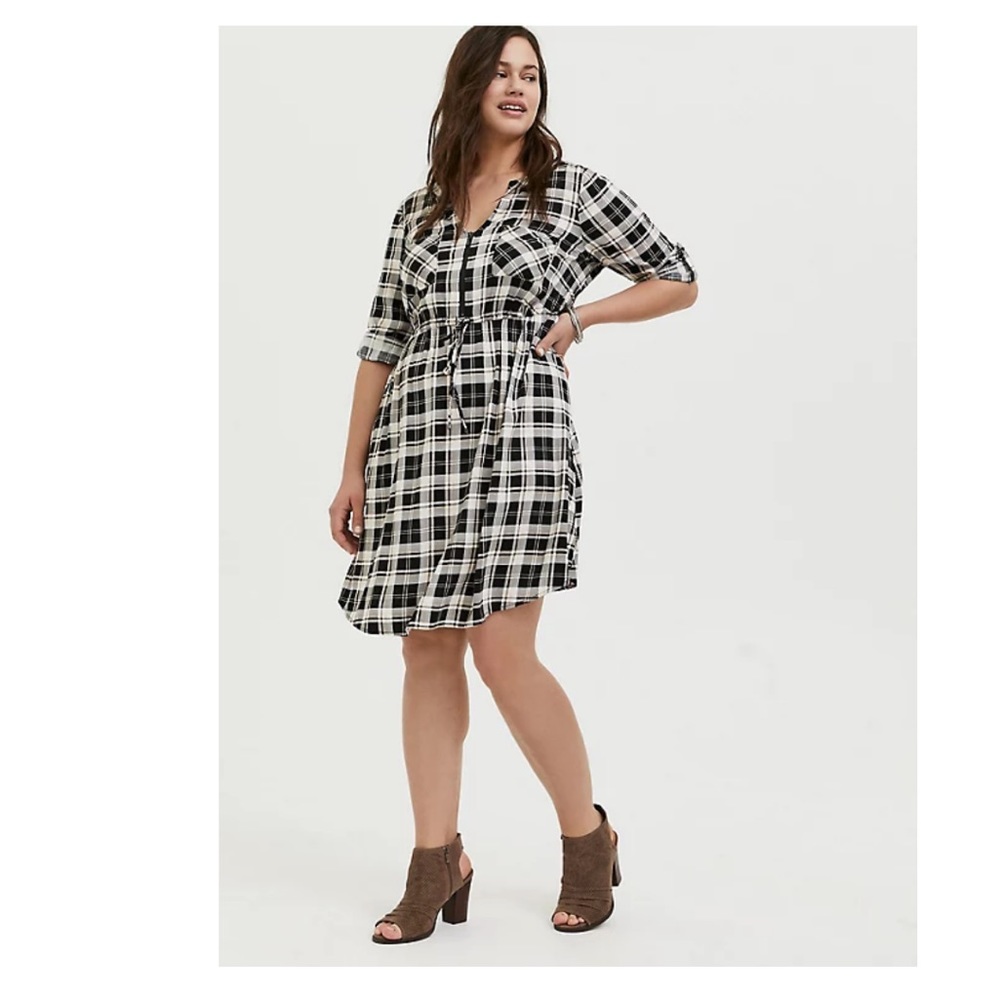 torrid Black and White Plaid Midi Dress